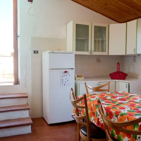Semesterbostad Palazzo Biondi Maierà